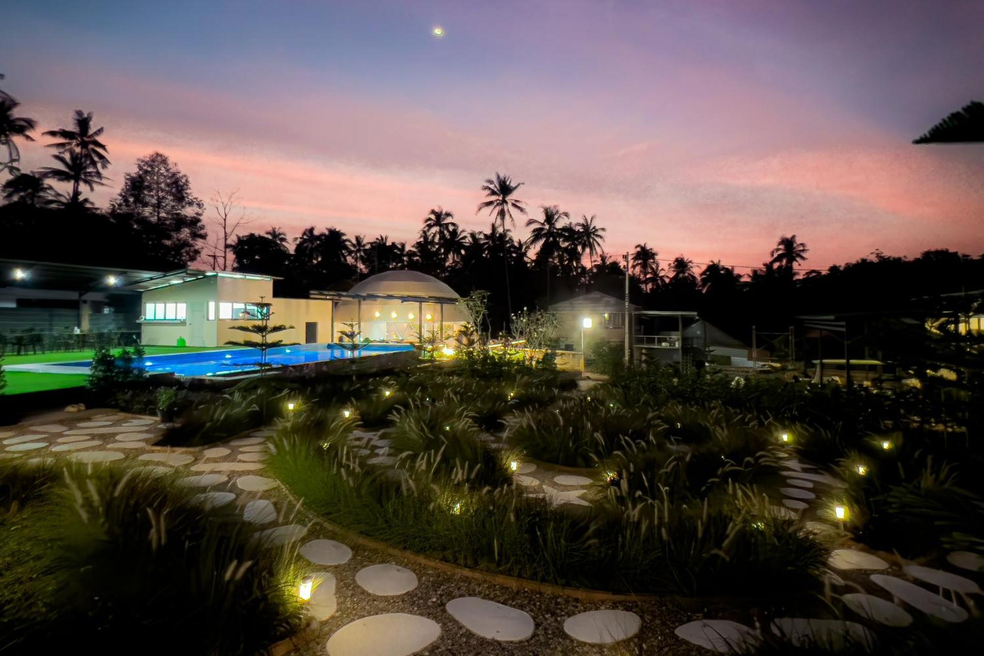 Sunny Side Resort Ko Tao Esterno foto